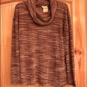 Umgee NWT Crimson Red and White Cowl Neck Sweater.  Size Medium.